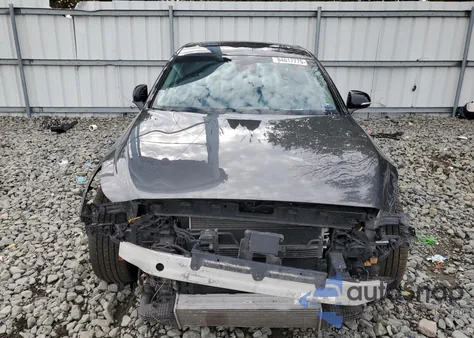 2018 Genesis G90 Premium из США, поврежденный, VIN KMHG34JA5JU047146